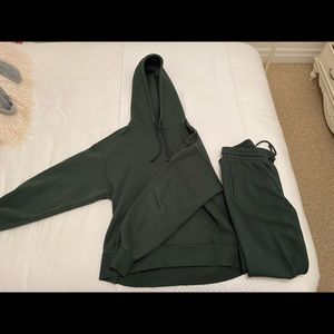 Aritzia Forest Green Sweat Set